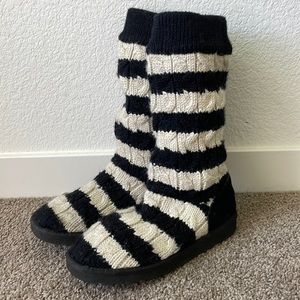 Ugg knit boots